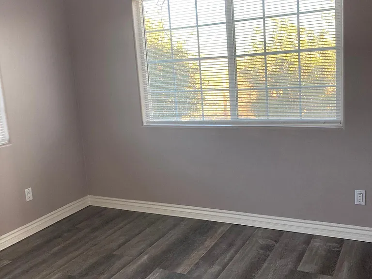 1175 Dakota Ln — Photo 6