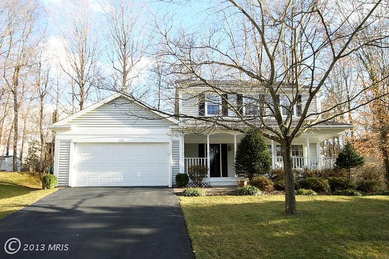 2nd image of 9216 Beachway Ln