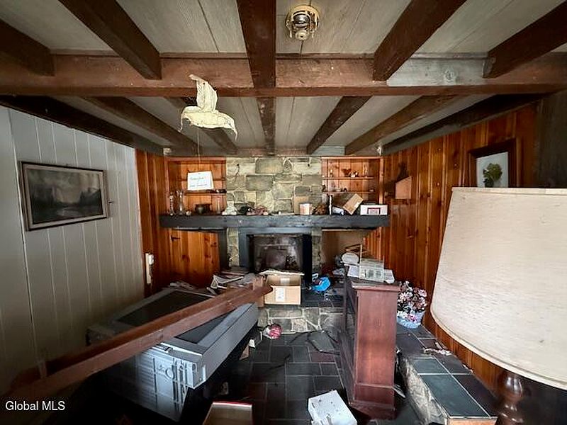 5th image of 233 Keefe Road