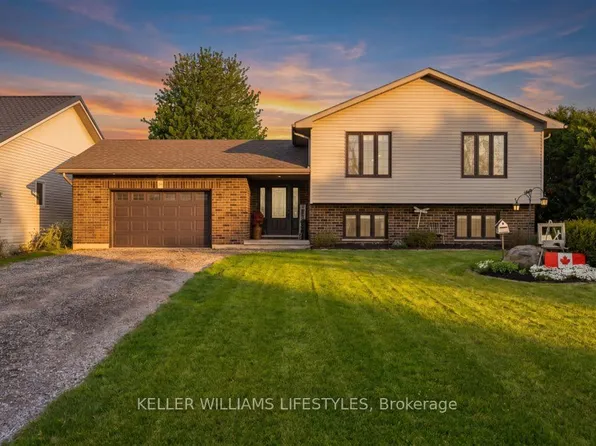 29 Wellington St, Newbury, ON N0L 1Z0