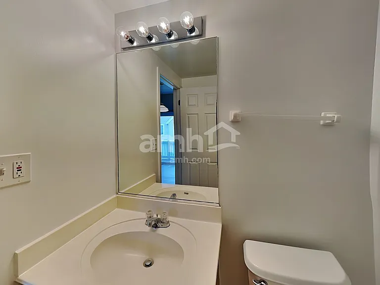 1797 Concord Dr — Photo 8