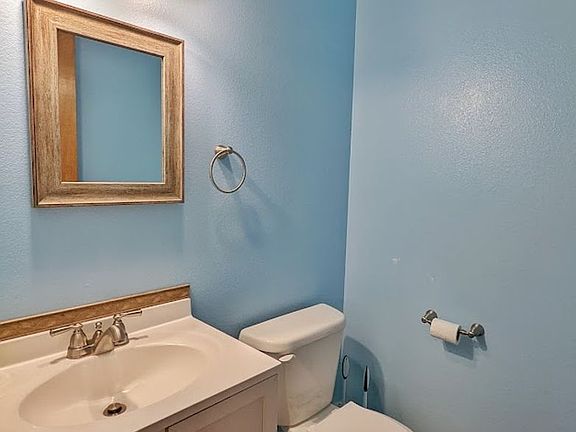 5th image of 4513 Chelsea Ct