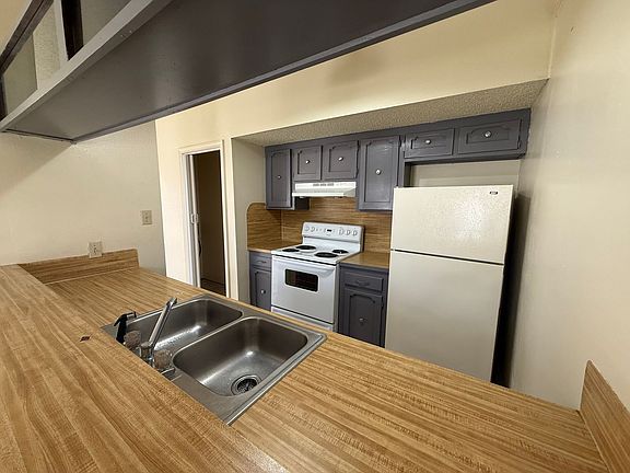 4th image of 8714 Gsri Ave #A