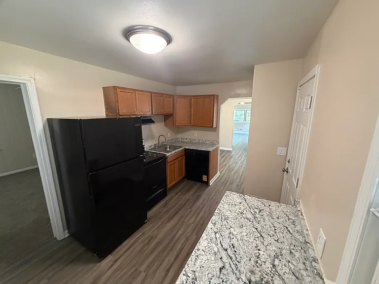 1620 Channing St — Photo 11