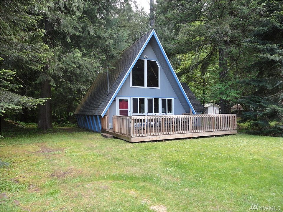 1st image of 123 Mount Rainier Dr