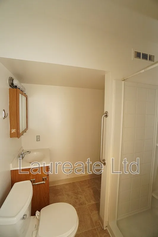 1 bed, 1.0 bath, 650 sqft, $950 — Photo 4