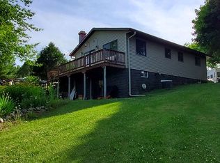 N5072 Pine Crest Dr, Manawa, WI 54949