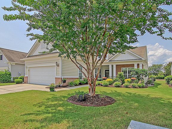 2nd image of 322 Oyster Bay Dr