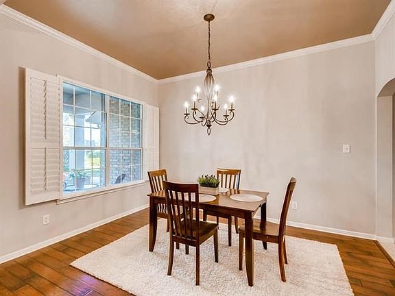Can't bear to leave behind that family heirloom!  How about this perfect spot in the dining area?  Or wanting to get a contemporary piece for storage, etc. Great wall for that also.