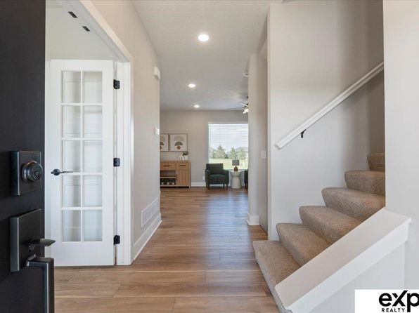 11905 S 68th Ave, Papillion, NE 68133 view 2