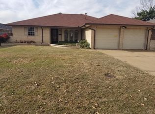 3609 N Ridgewood Dr, Midwest City, OK 73110
