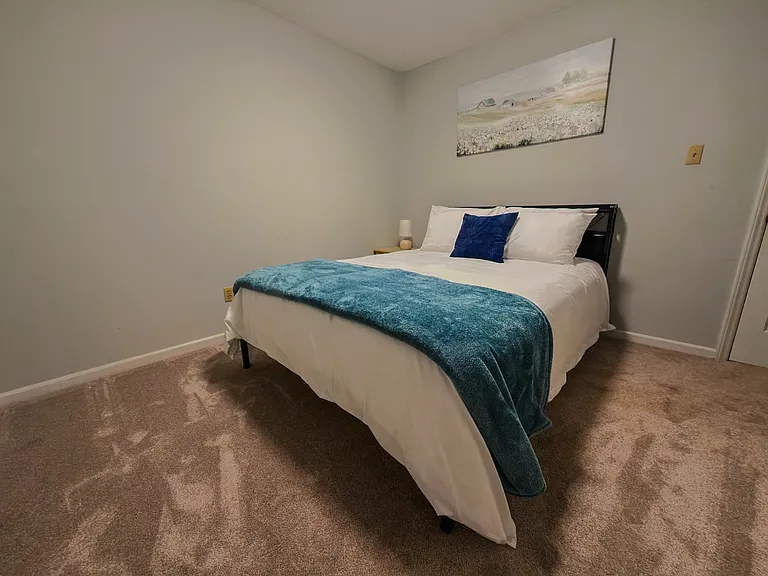 341 E Millbrook Rd — Photo 23