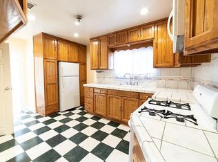 3111 8th Ave #0, Los Angeles, CA 90018