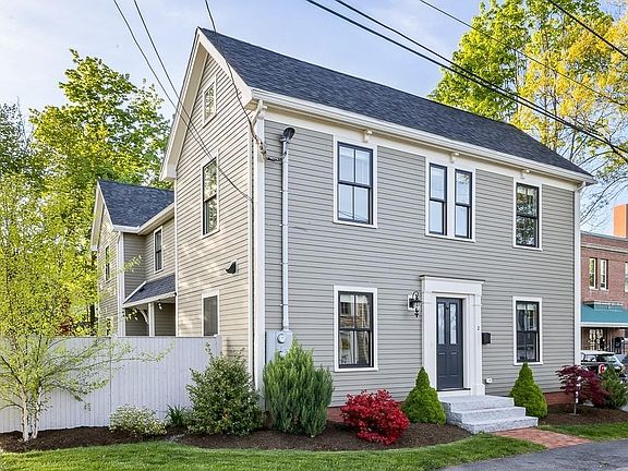 2nd image of 2 Willow Ave #2