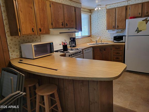 4th image of 2460 E Main Street #B6