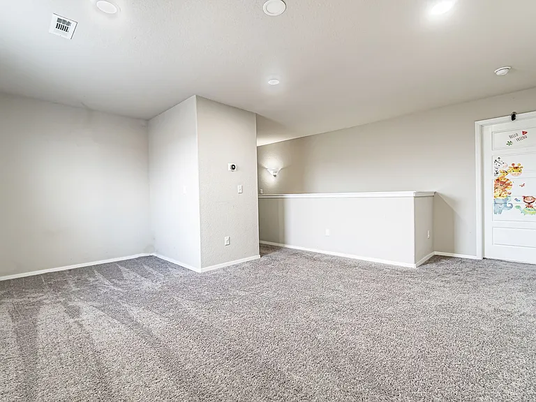 6609 Warrington Rd — Photo 8