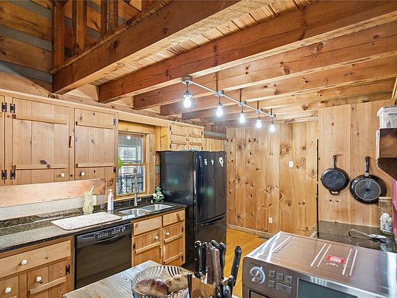 9th image of this home