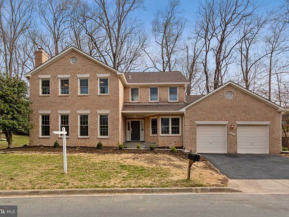 2nd image of 7721 Laurel Leaf Dr