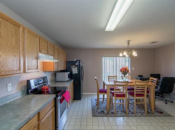 5th image of 2808 Terrace Dr