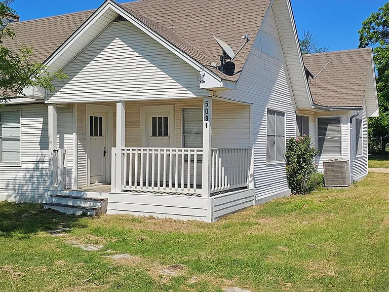 5081 FM 973 — Photo 2