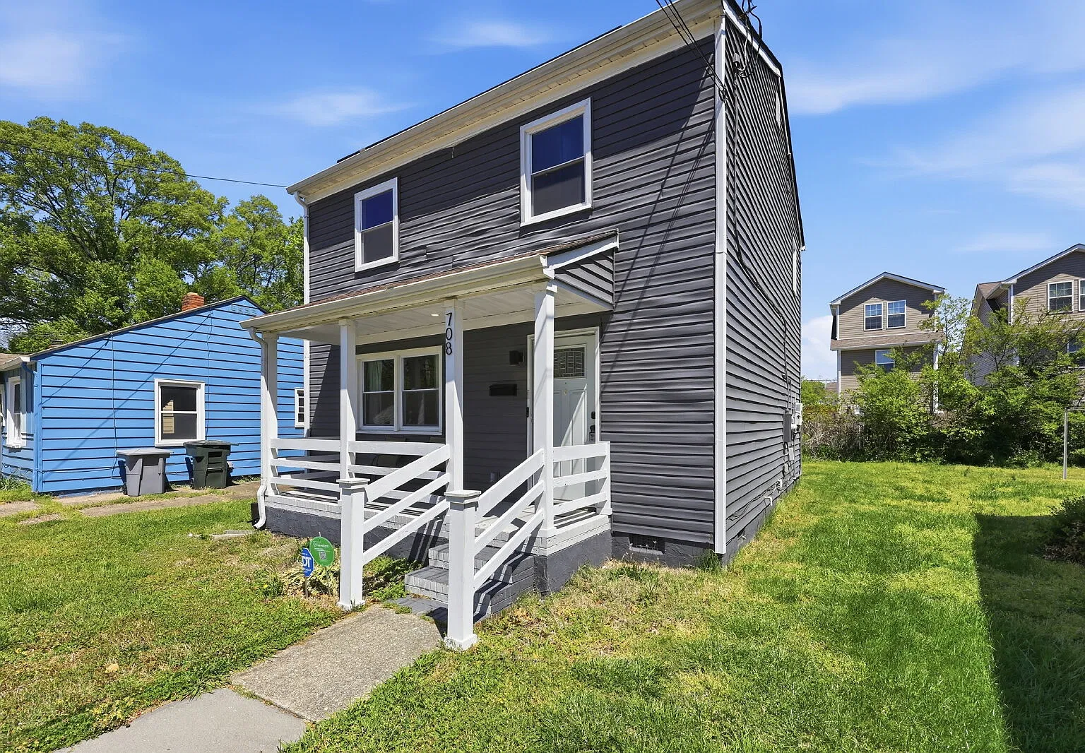 3 bed, 2.5 bath, 1300 sqft, $2,100 — Photo 4