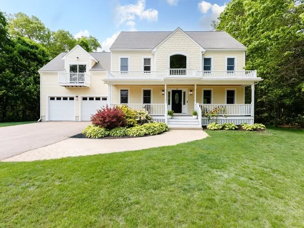 34 Purchase St, South Easton, MA 02375