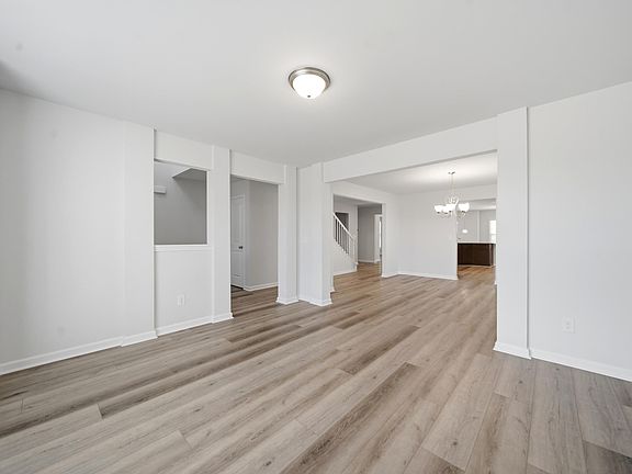 3rd image of 136 Tall Pines Rd