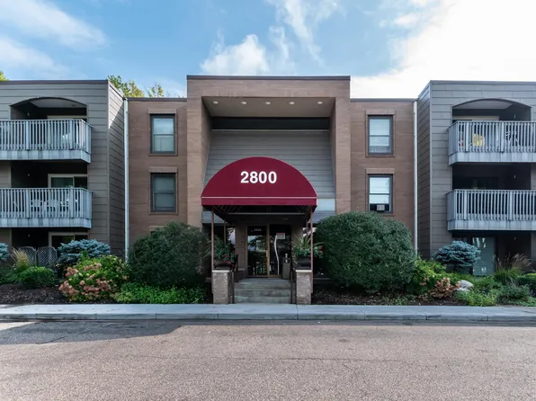 2800 Hamline Ave N APT 217, Roseville, MN 55113