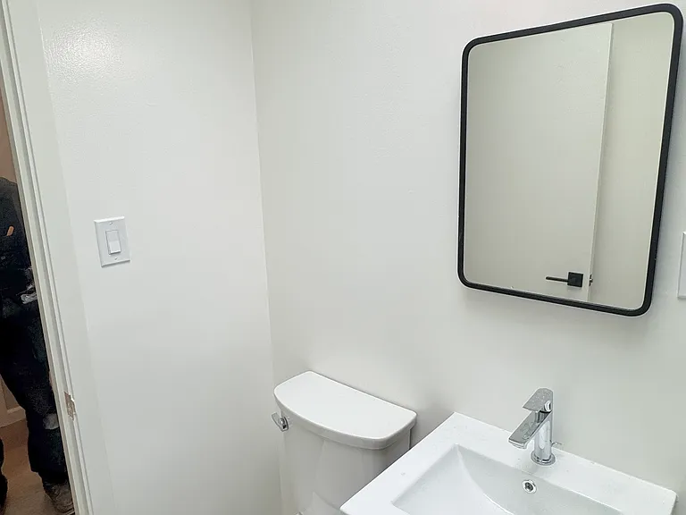 410 44th Ave #303 — Photo 4