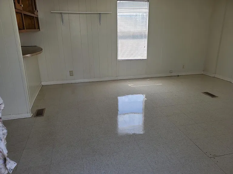 314 Malapart Rd — Photo 6