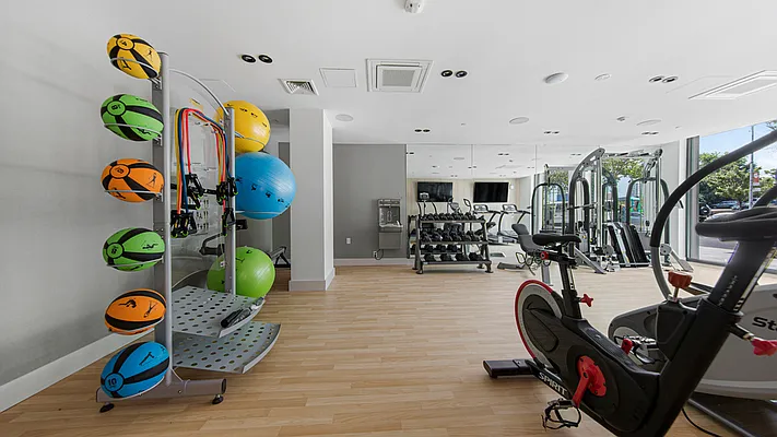 Rented by Nooklyn NYC LLC | media 64