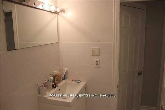 67 Brunswick Ave #LOWER — Photo 3