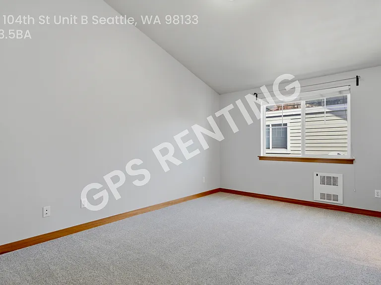 118 N 104th St #B — Photo 6