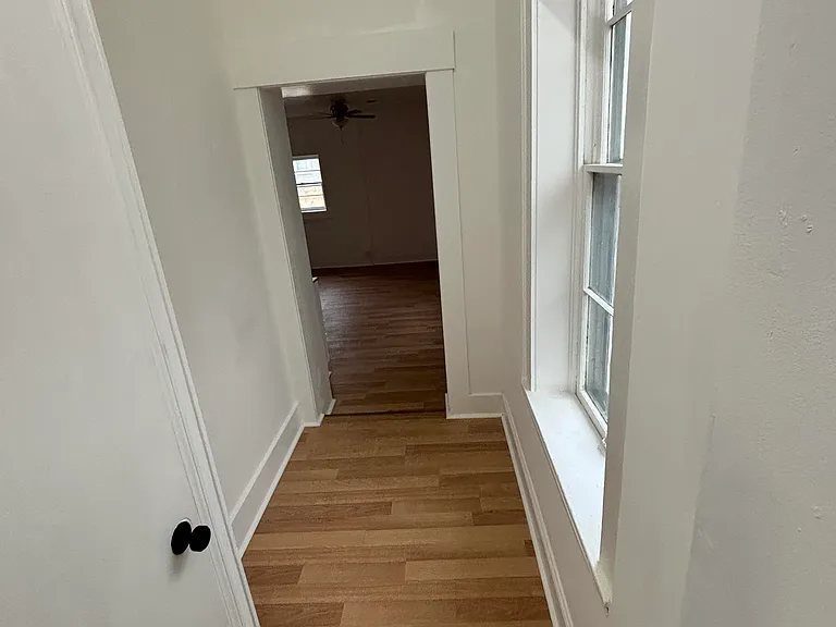 530 Western Ave #4 — Photo 3