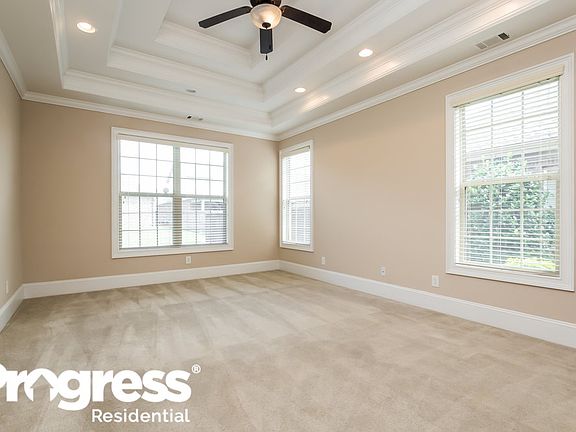 3rd image of 395 McKenzie Grace Ln