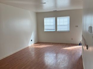 16 Spring Ln, East Stroudsburg, PA 18301