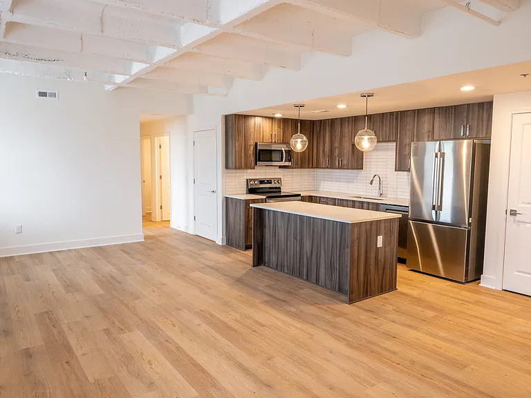 2308 | Living & Kitchen