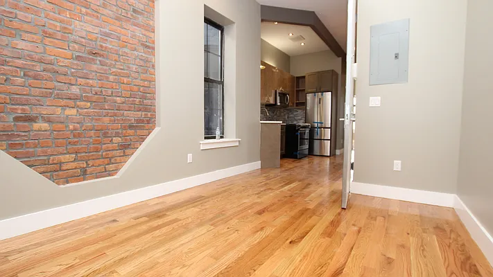 Rented by Nooklyn NYC LLC | media 17