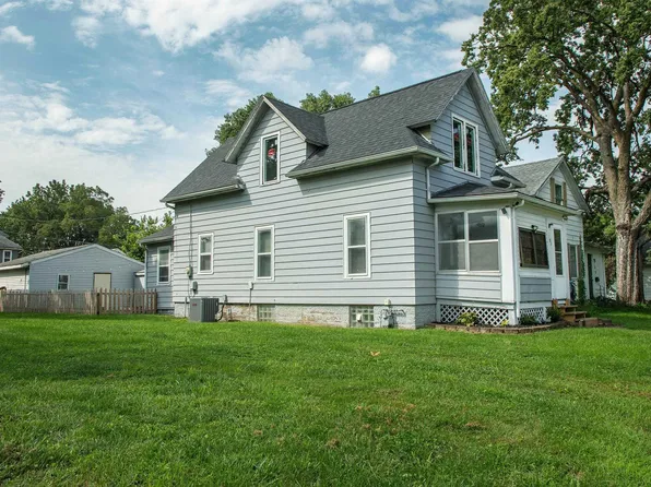 103 Summit Ave, Waterloo, IA 50701