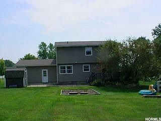 2nd image of 2423 Reimer Rd