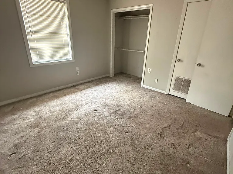 1107 S 16th St — Photo 3