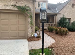 53 Lands End Dr, Greensboro, NC 27408