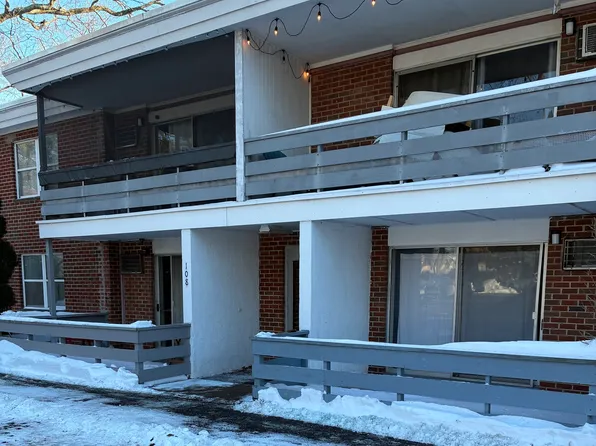 108 Oakwood Avenue APT A3, West Hartford, CT 06119