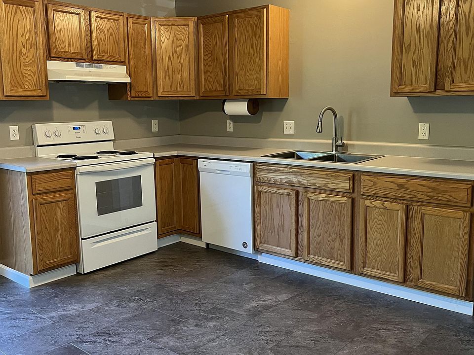 1st image of 401 Briden #403