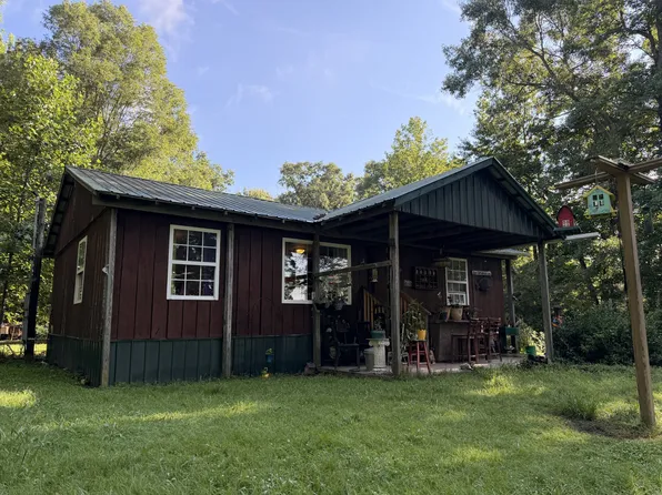 346 Toy Denny Rd, Bradyville, TN 37026