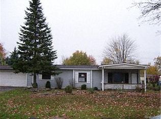 1144 Beta Rd, Walled Lake, MI 48390
