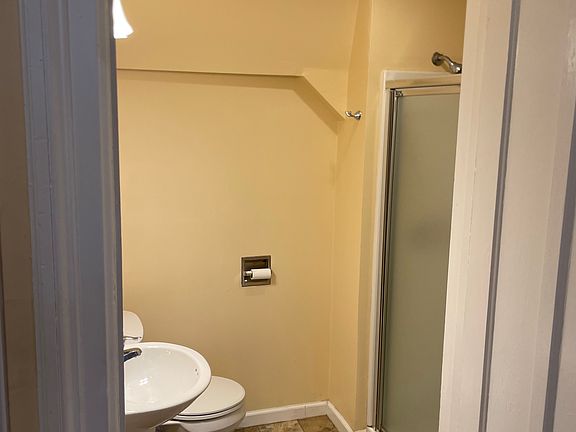 4th image of 141 Congress St APT 1
