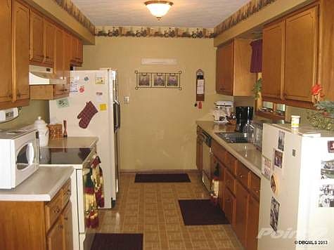 3rd image of 3120 Saint Anne Dr