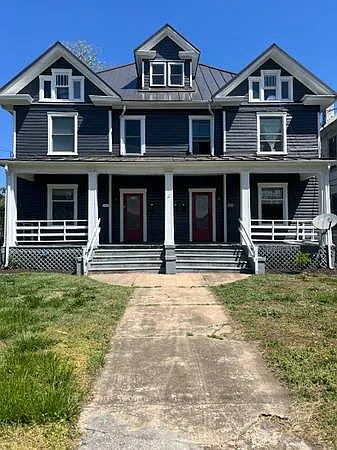 623 Elm Ave SW #A — Photo 1