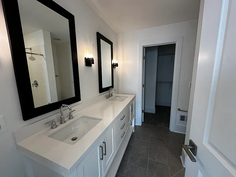 9107 Creek Bottom Ln — Photo 15